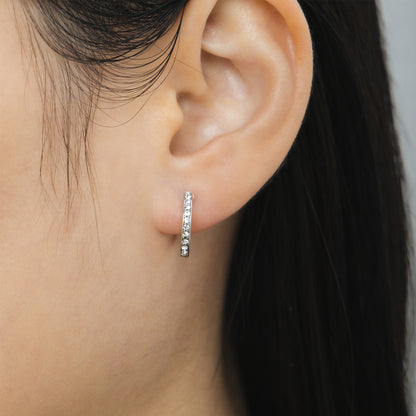 Pt900post ラウンドビジューフープピアス