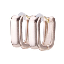 K18post スクエアフープピアス