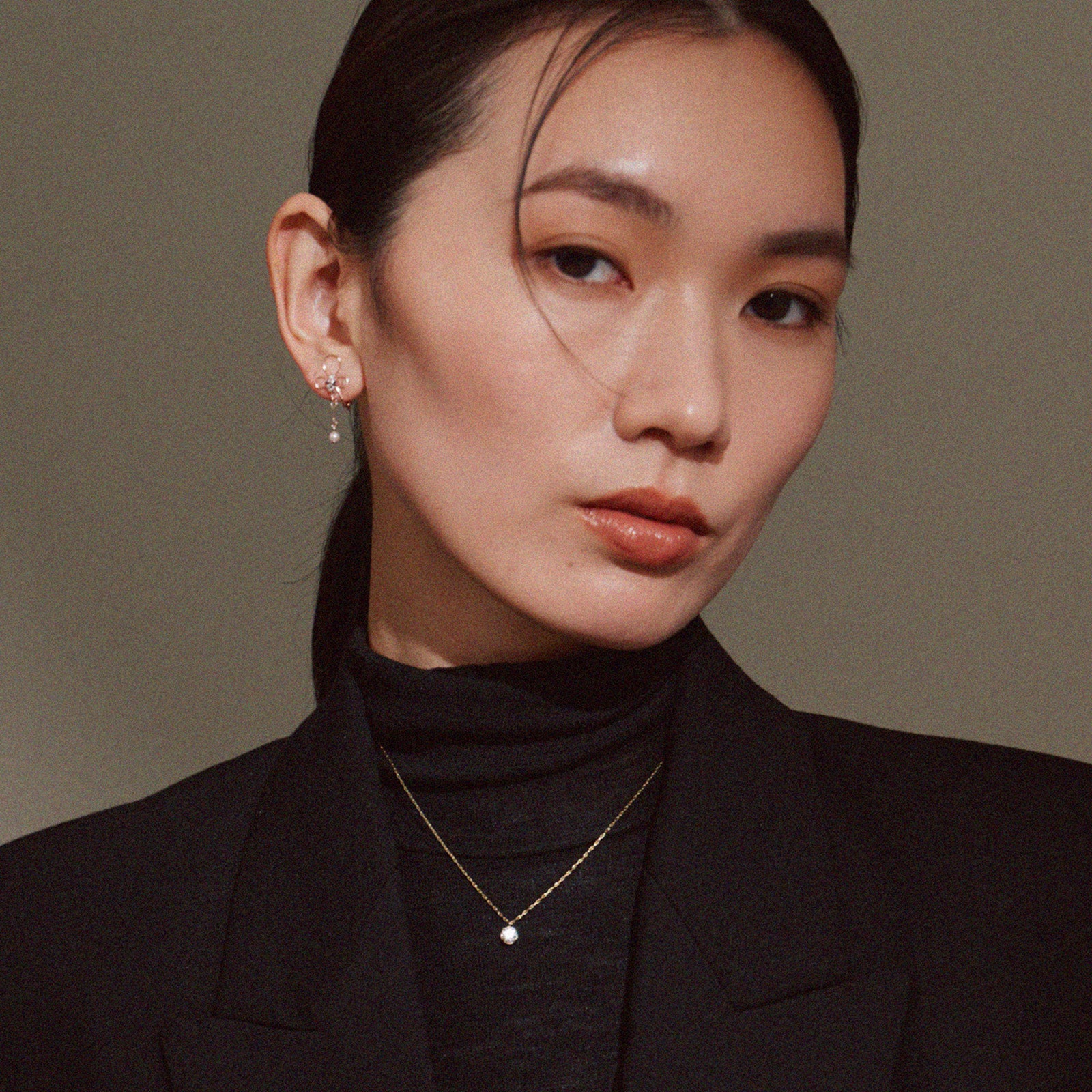 フラワーライクイヤリング