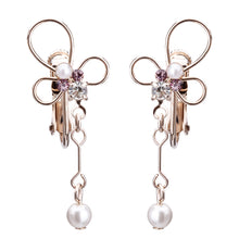 フラワーライクイヤリング