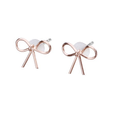 Pt900post ハンドメイドリボンピアス