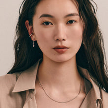 Pt900post エッジバー＆ビジューピアス