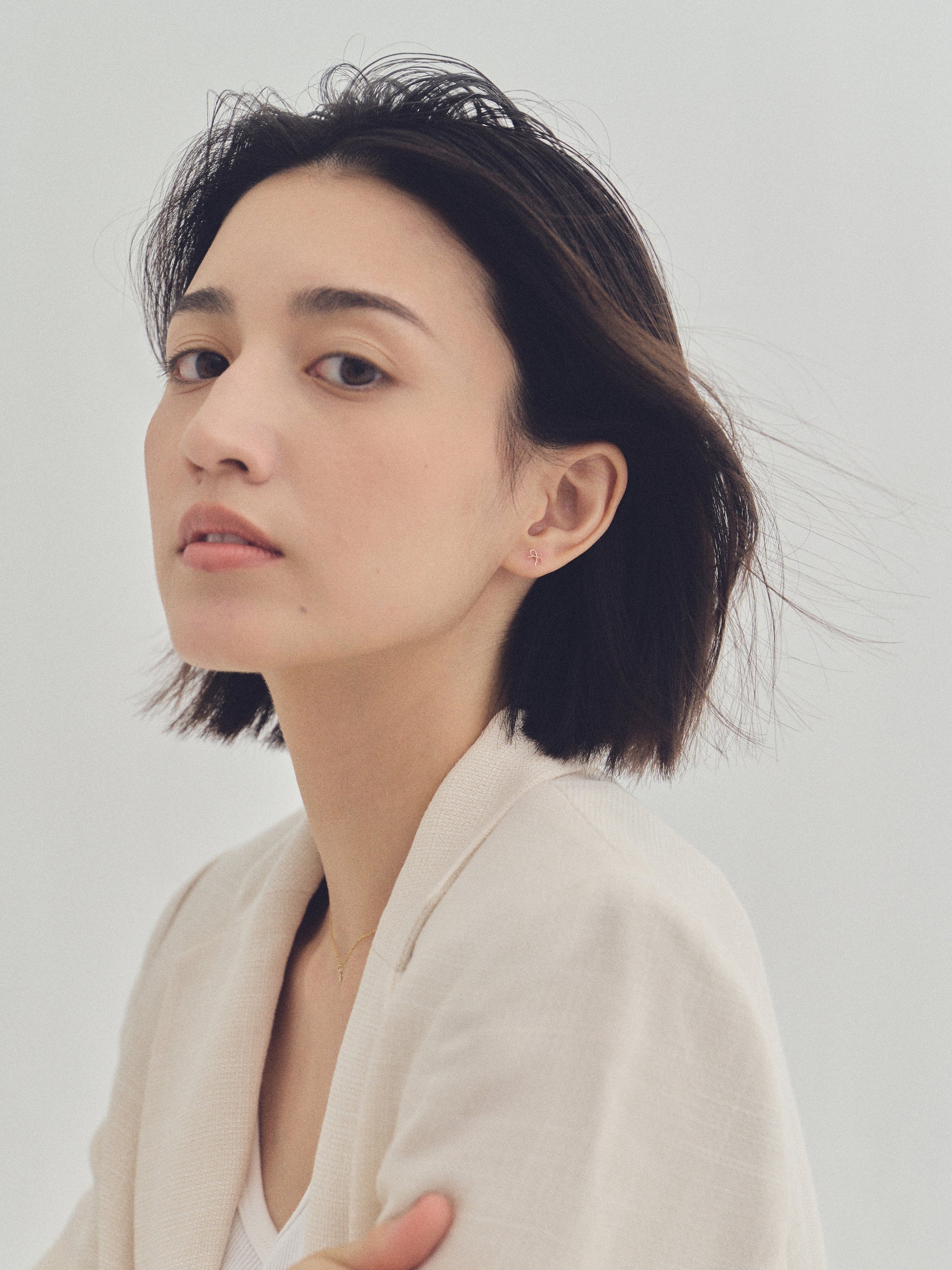 Pt900post ハンドメイドリボンピアス