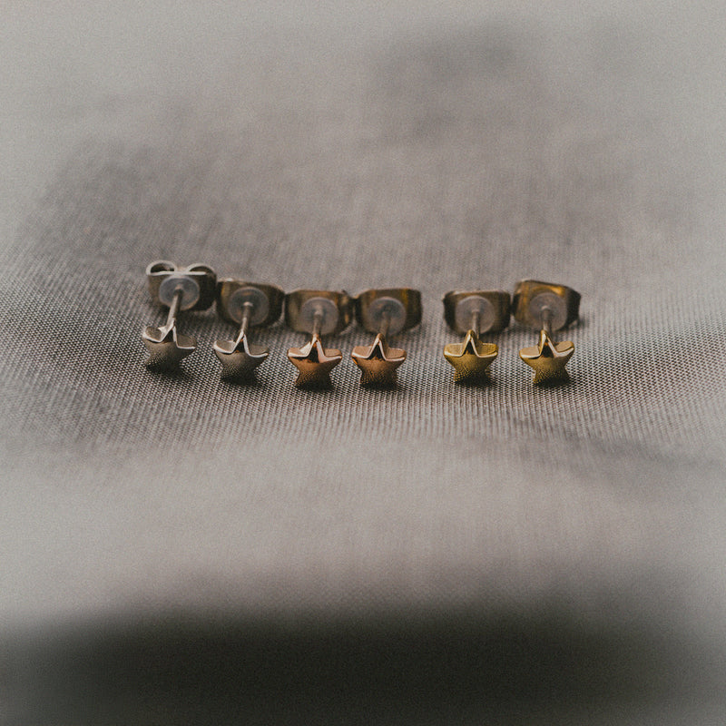 Pt900post スターピアス