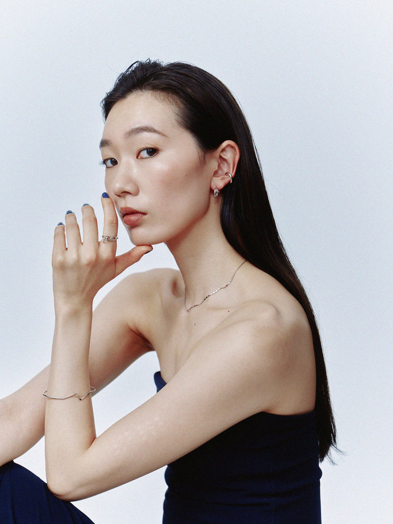 Pt900post トリニティフープピアス