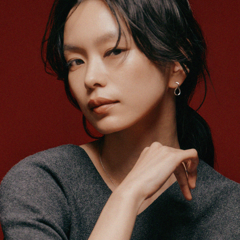 Pt900post ツイステッドフープピアス