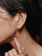 Pt900post スクエアフープピアス