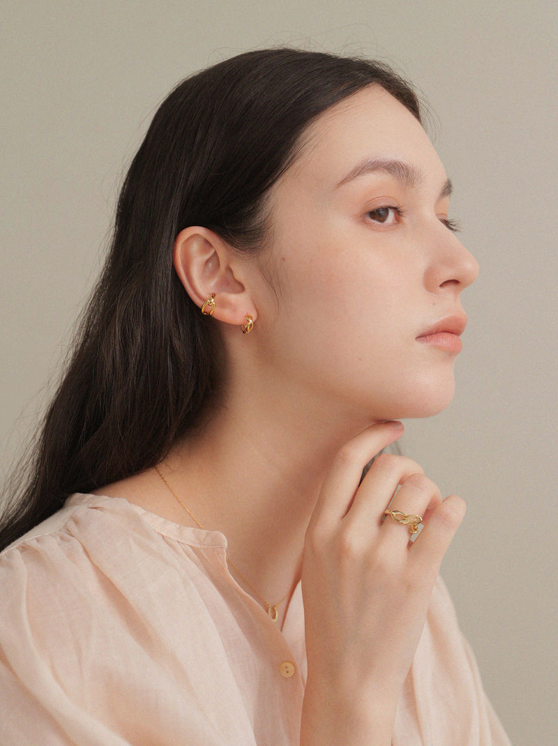 Pt900post インフィニティフープピアス