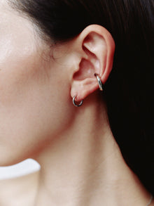 Pt900post プレーンフープピアス スモール