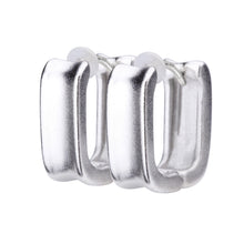 Pt900post スクエアフープピアス