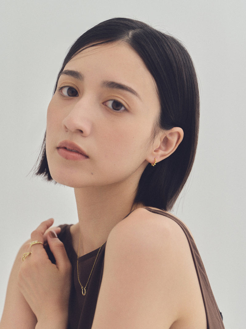 Pt900post ラウンドボールフープピアス