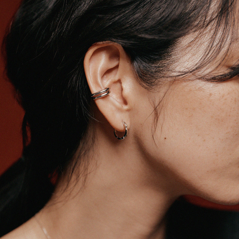 Pt900post カーブドフープピアス