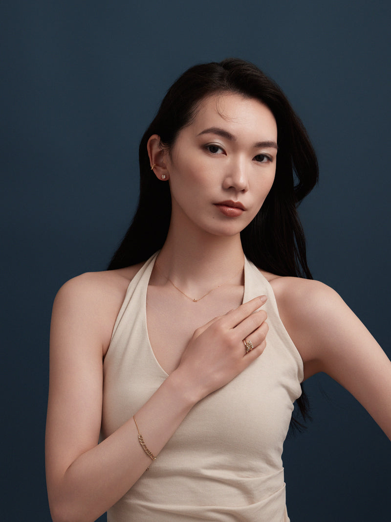 アンギュラーラインピアス