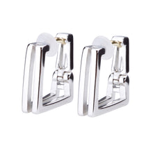 K18post スクエアフレームフープピアス