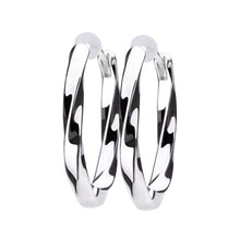 Pt900post メビウスフープピアス