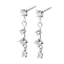 クリスタルビジューピアス