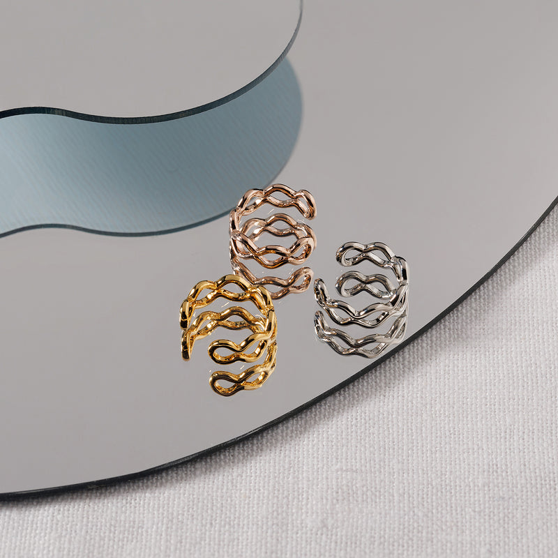 ウェーブクロス イヤーカフ