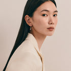 Preciosa Crystal フルールノットビジューピアス