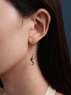 Preciosa Crystals アシンメトリーフックピアス