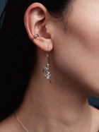 Preciosa Crystals アシンメトリーフックピアス