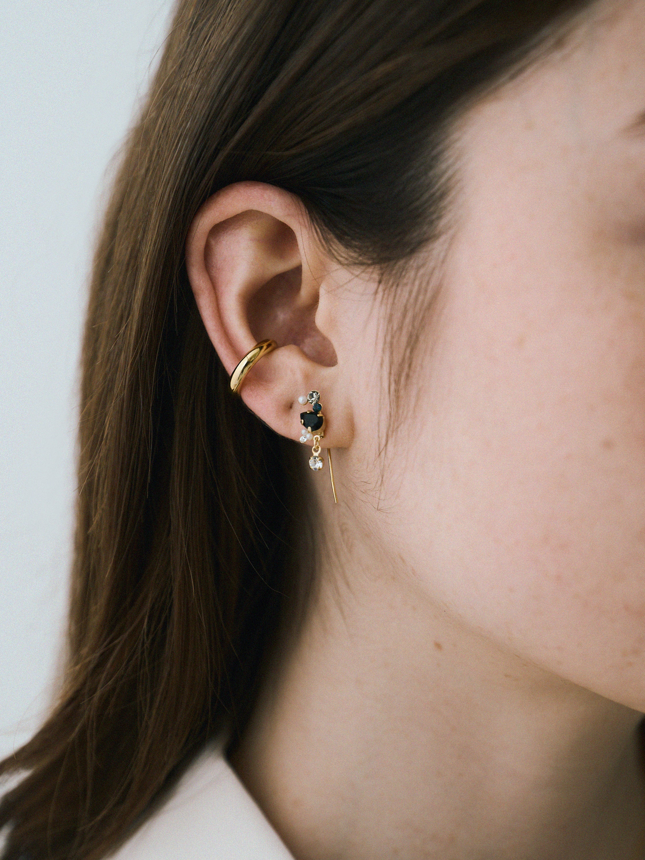 Preciosa Crystals ビジューフックピアス